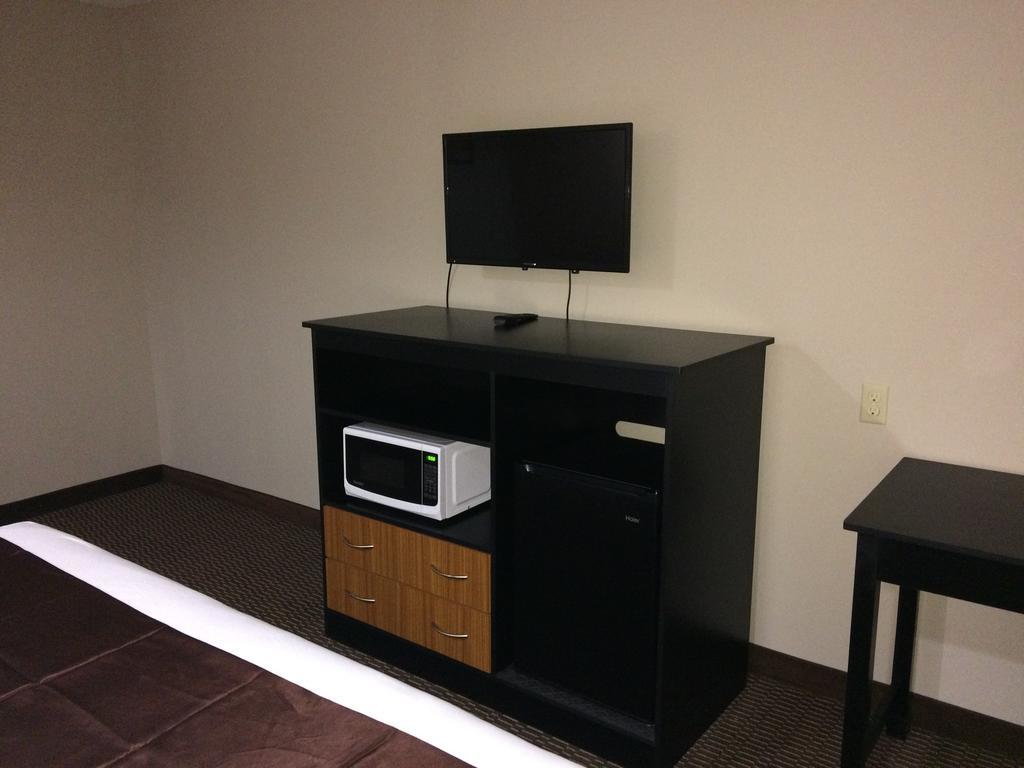 Paradise Inn & Suites Baton Rouge Room photo